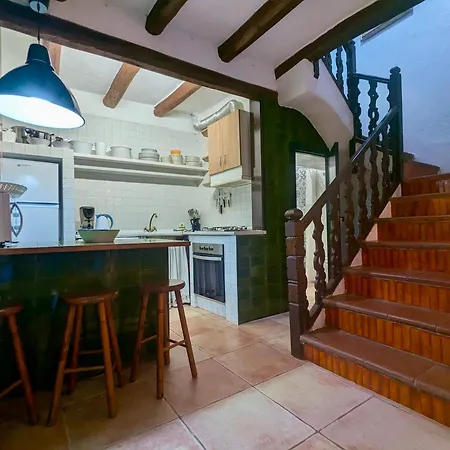 Holiday home Casa Dentro Del Castillo De