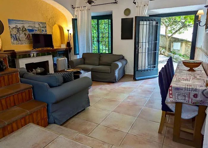 Evh-102 Casa Dentro Del Castillo De *